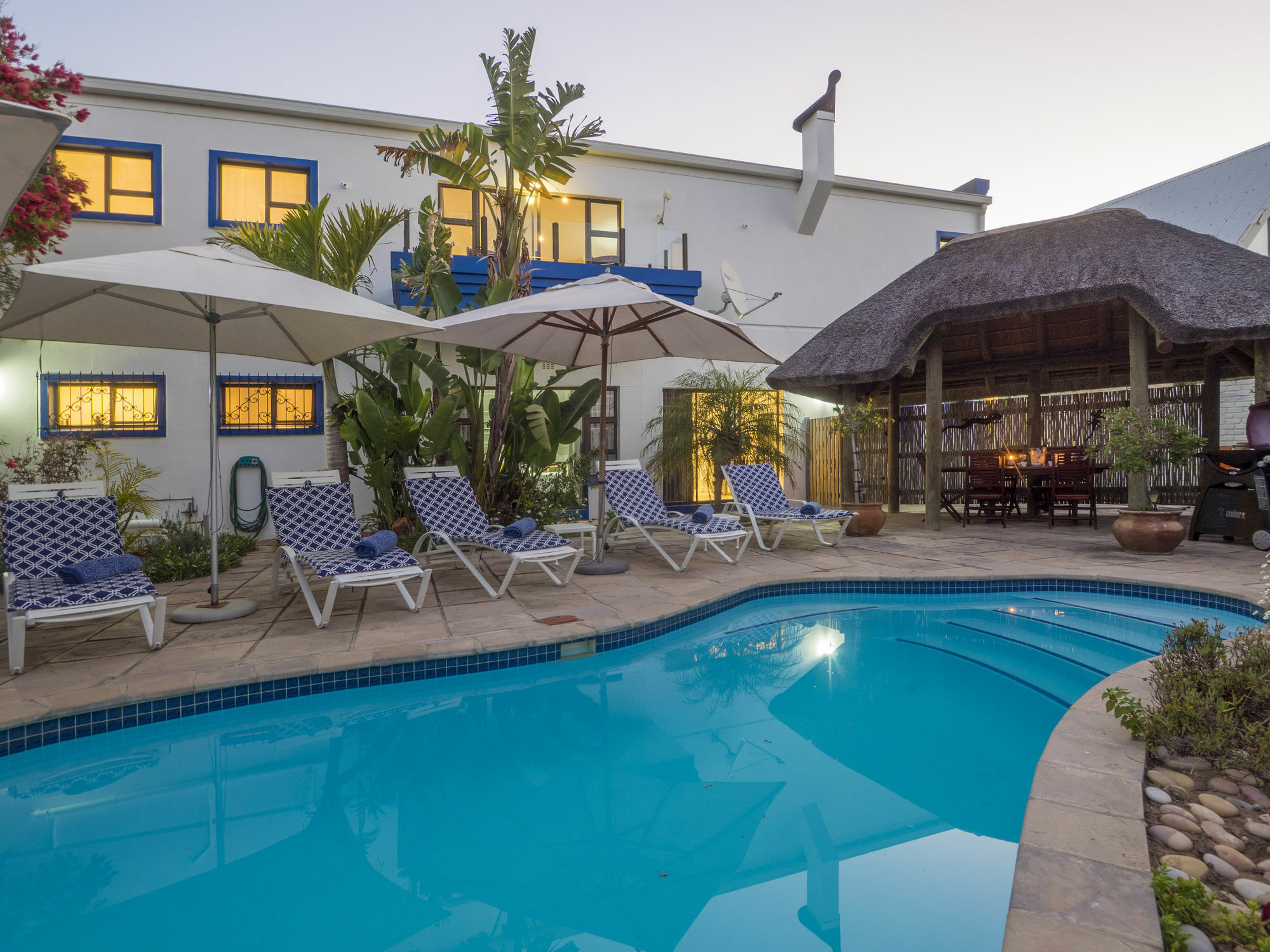 Shining Waters Guest House Уилдернесс Экстерьер фото